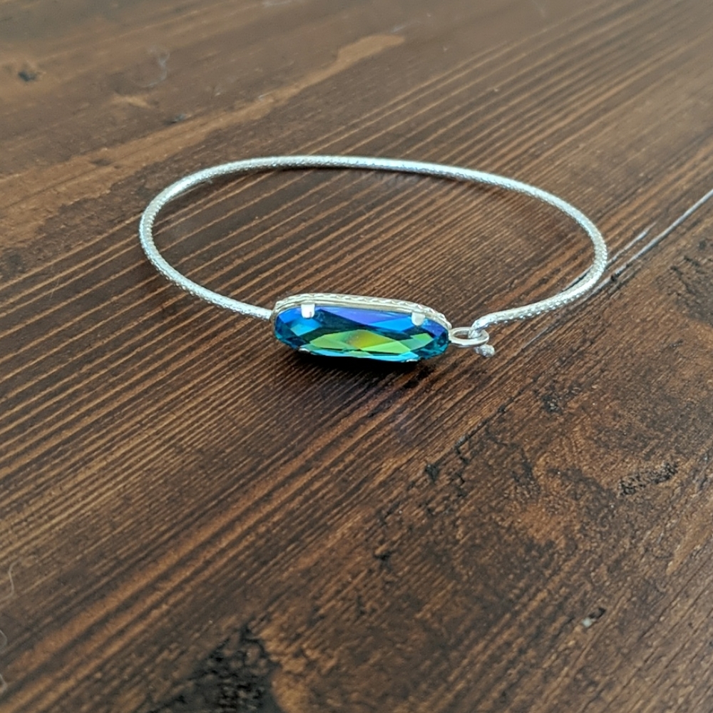 Delicate Silver Bracelet with Blue Stone